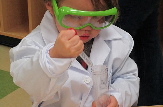 Hands-On Labs Boost STEM Skills at Williamsburg Preschool