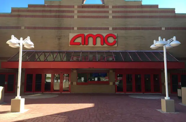 Renovated Movie Theater and HomeGoods Added to Bayside Shopping Center