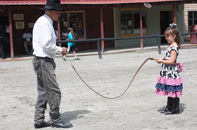 Wild West City: Family Outing