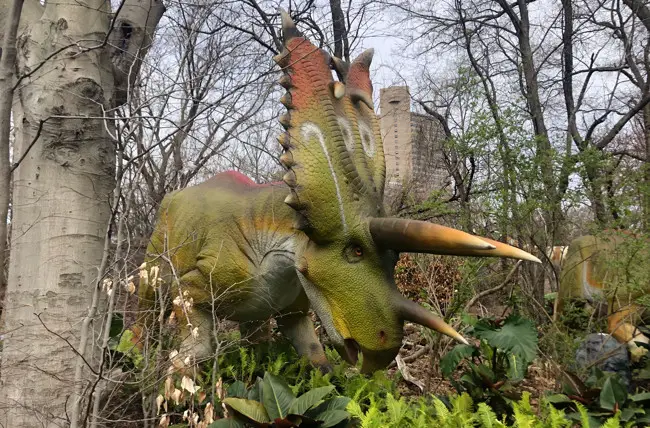 Where To See Dinosaurs In Nyc Nymetroparents